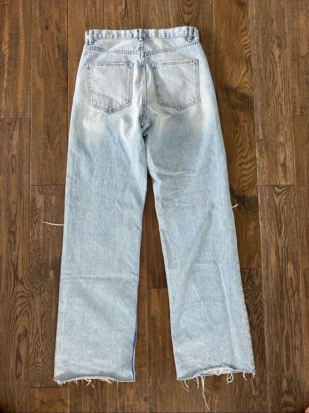 Zara Light Blue Straight-Leg Jeans with Knee Rips - Picture 3 of 5
